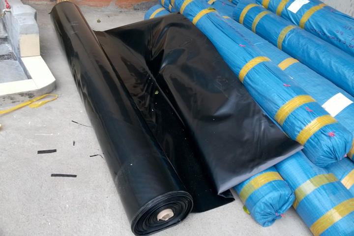 Cách phân biệt bạt HDPE chất lượng cao với hàng giả trên thị trường