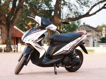 Yamaha Luvias FI - kỳ vọng vào phun xăng điện tử - Mua sắm